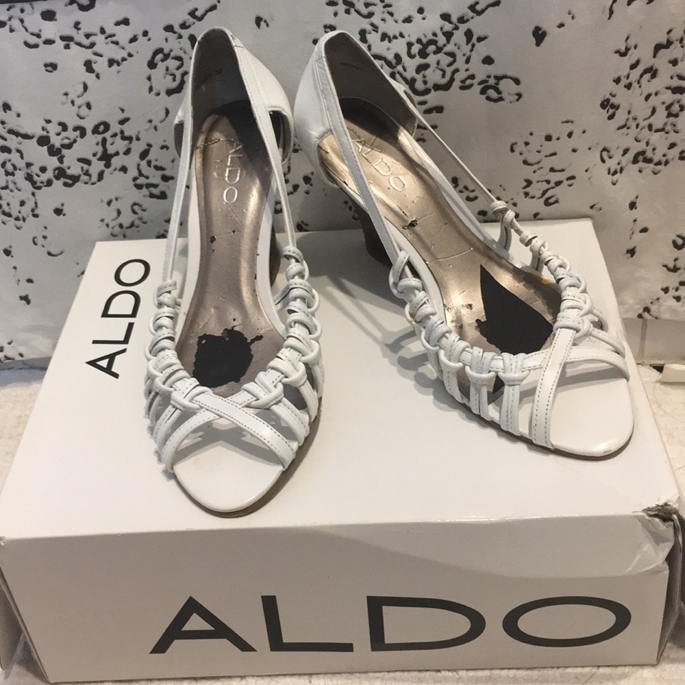 Aldo white wedges